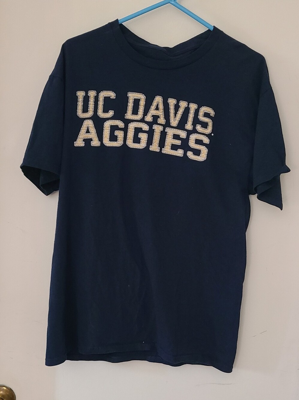 UC Davis Aggies Navy Short-Sleeve Men's T-Shirt Medium